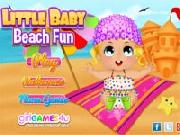Baby Gioca In Spiaggia