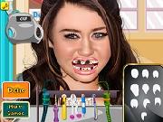 Miley Cyrus Cura I Denti